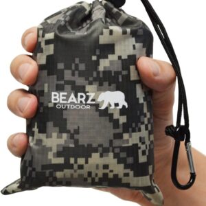 BEARZ Outdoor Travel Blanket - Pocket Sized Beach Blanket Camping Blanket, Waterproof Picnic Blanket, Sandproof Beach Mat - Camping Gadgets & Festival Hiking Accessories